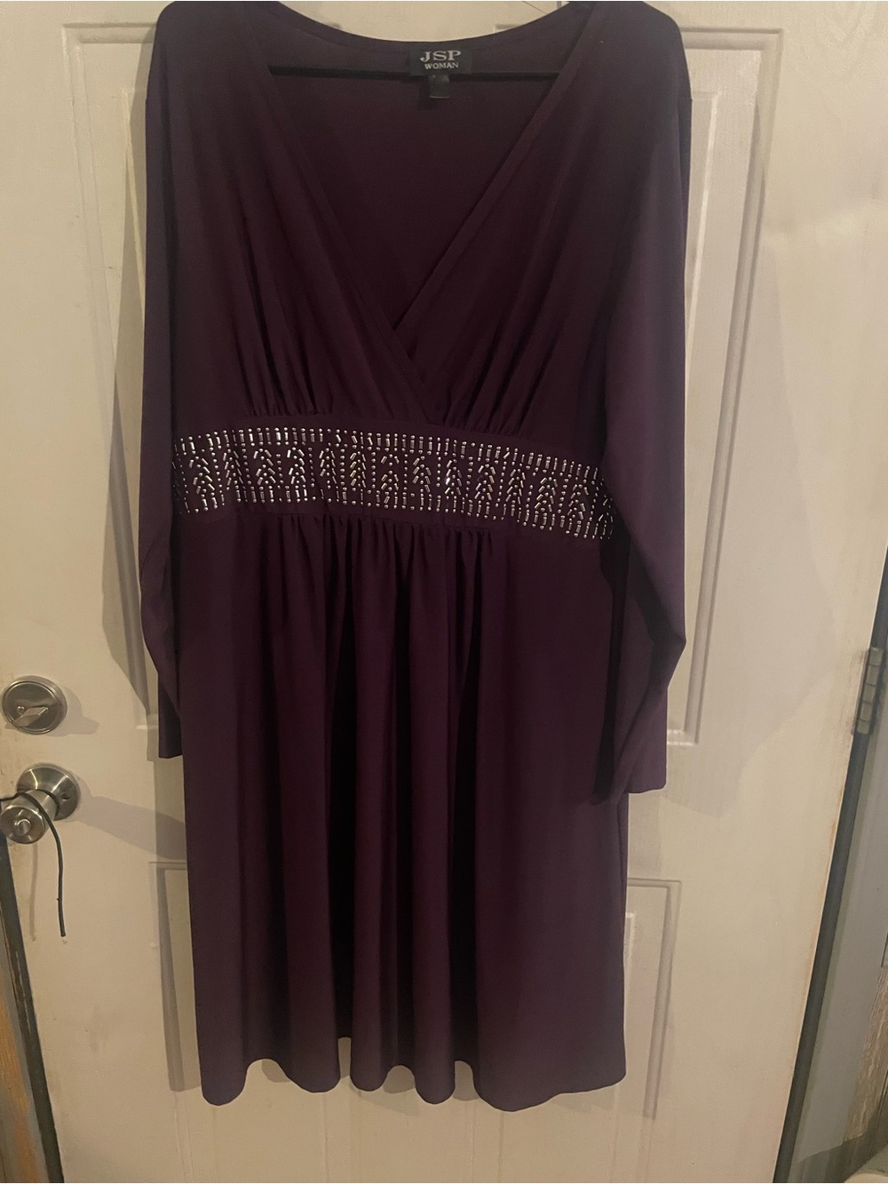 JSP Woman Plum V-Neck Long Sleeve Dress with Embellished Waist
